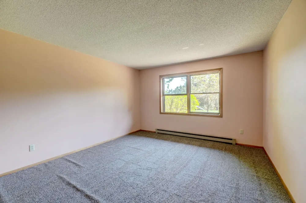 12860 Saint Croix Trail Stillwater, MN 55082