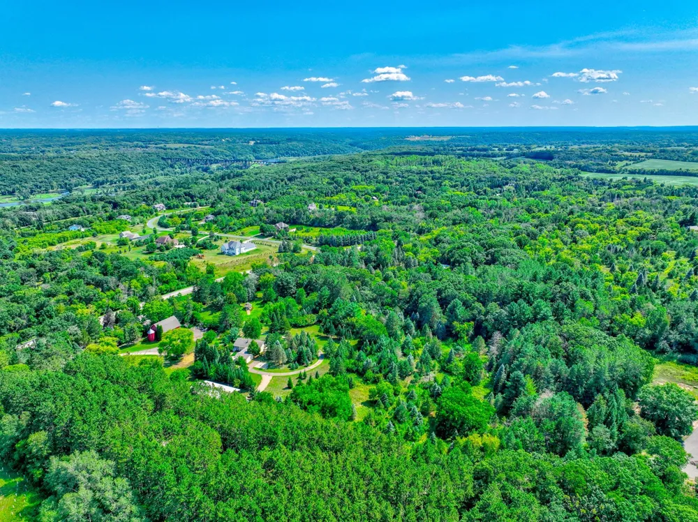 12860 Saint Croix Trail Stillwater, MN 55082