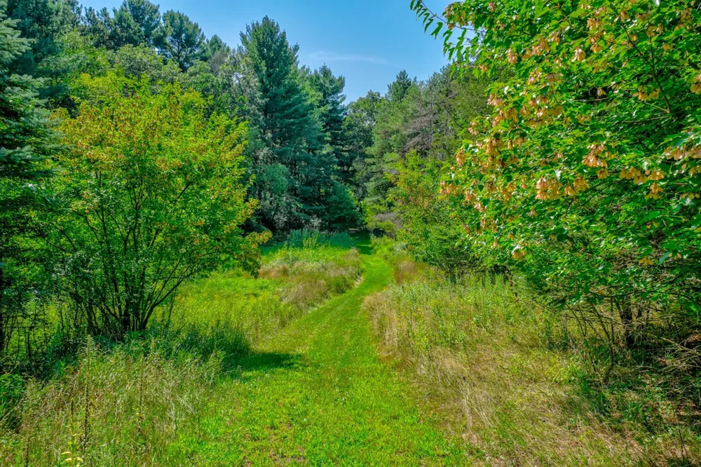 12860 Saint Croix Trail Stillwater, MN 55082