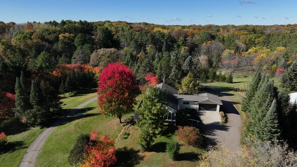 12860 Saint Croix Trail Stillwater, MN 55082