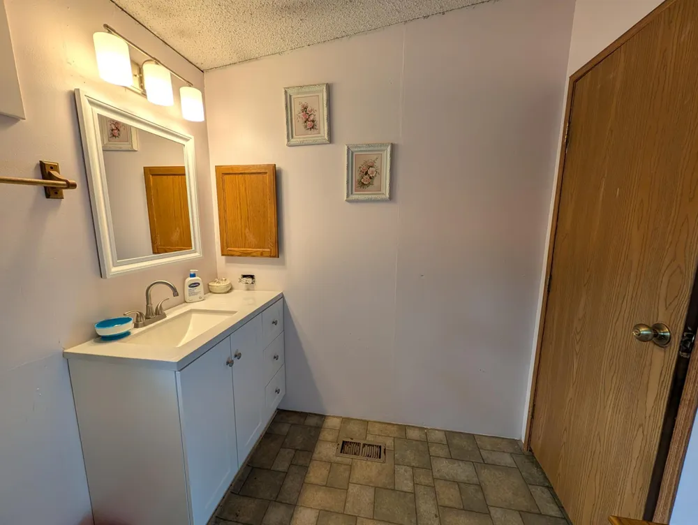 53085 Dupuis Road Sandstone, MN 55072