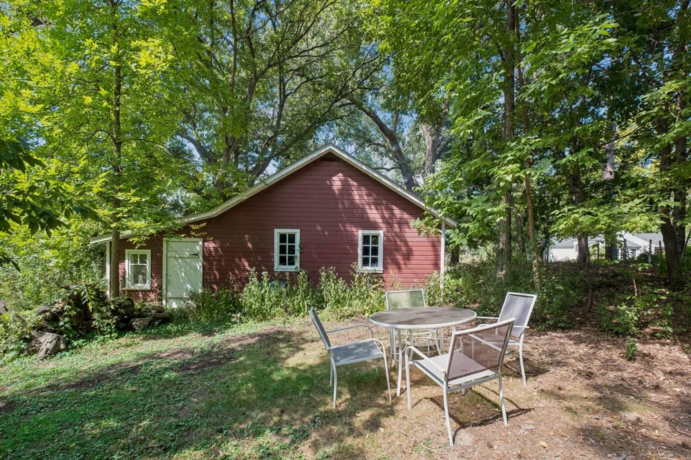 15517 Excelsior Boulevard Minnetonka, MN 55345