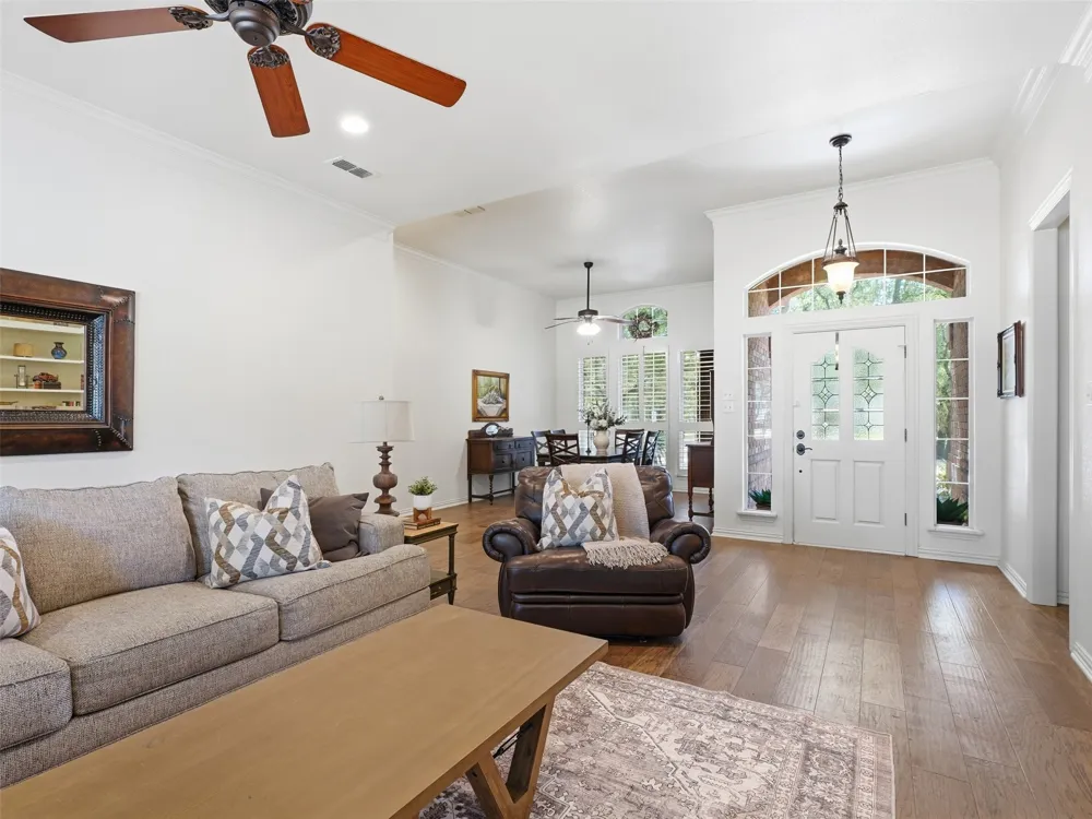 156 S Fork Drive Hudson Oaks, TX 76087