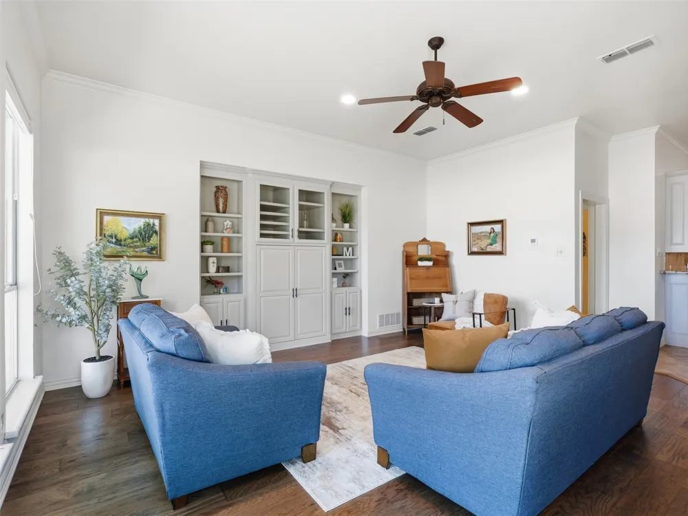 156 S Fork Drive Hudson Oaks, TX 76087