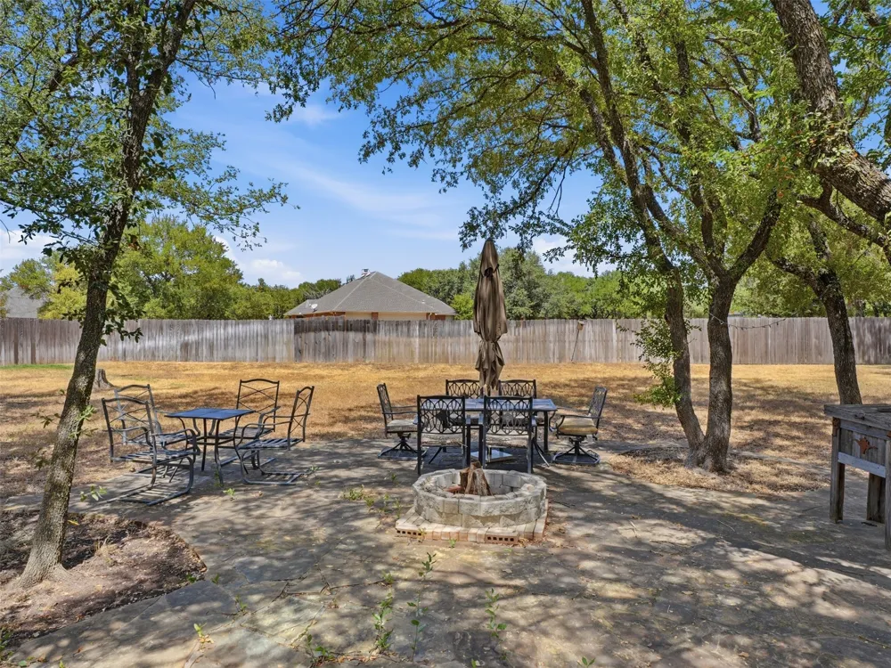 156 S Fork Drive Hudson Oaks, TX 76087