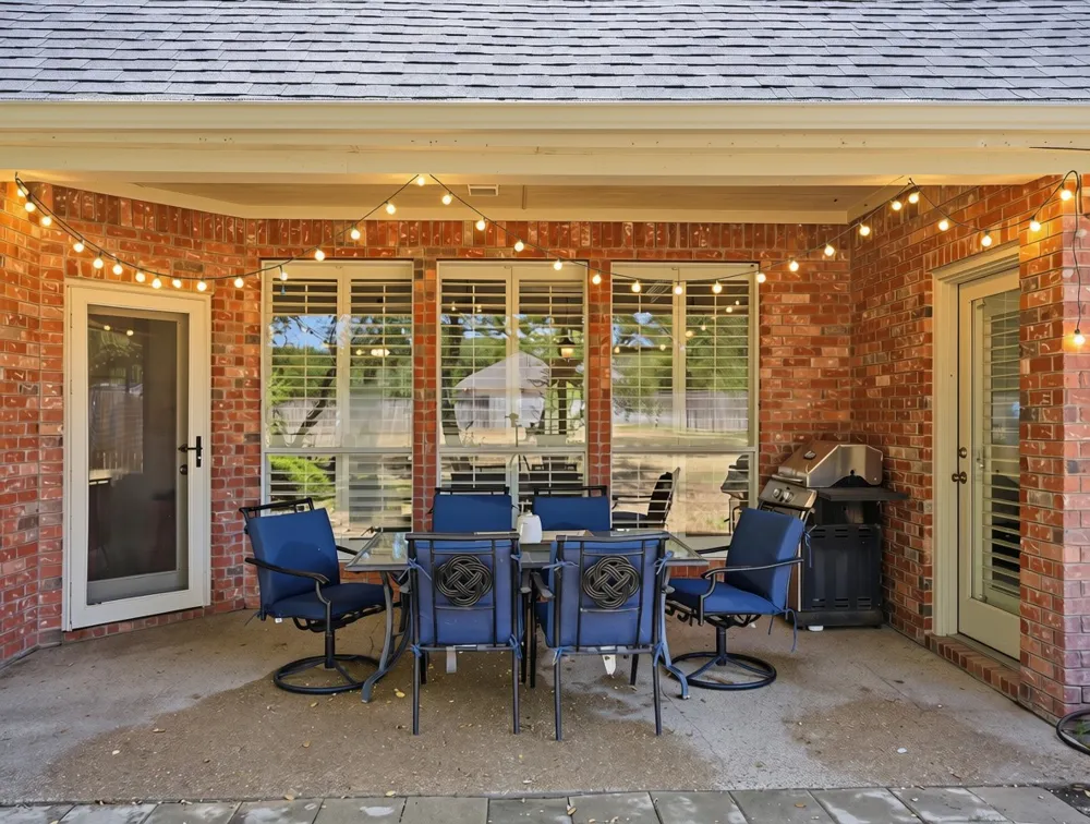 156 S Fork Drive Hudson Oaks, TX 76087