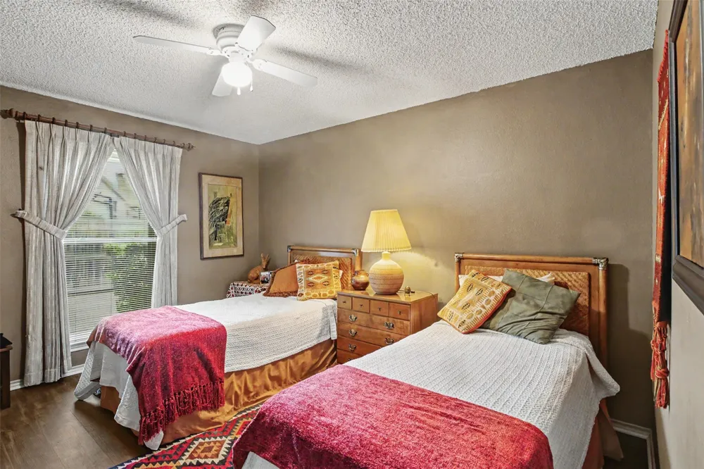 6717 River Bend Road Fort Worth, TX 76132