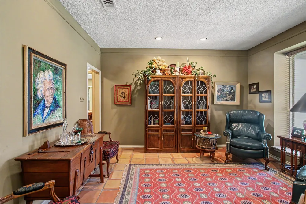 6717 River Bend Road Fort Worth, TX 76132