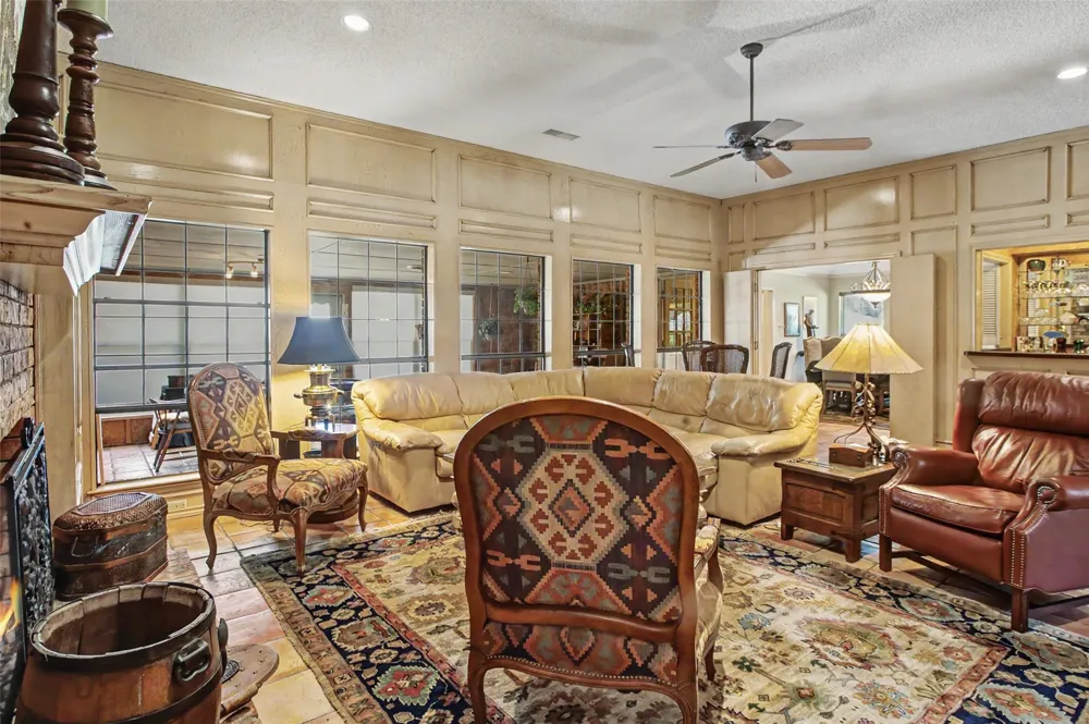6717 River Bend Road Fort Worth, TX 76132