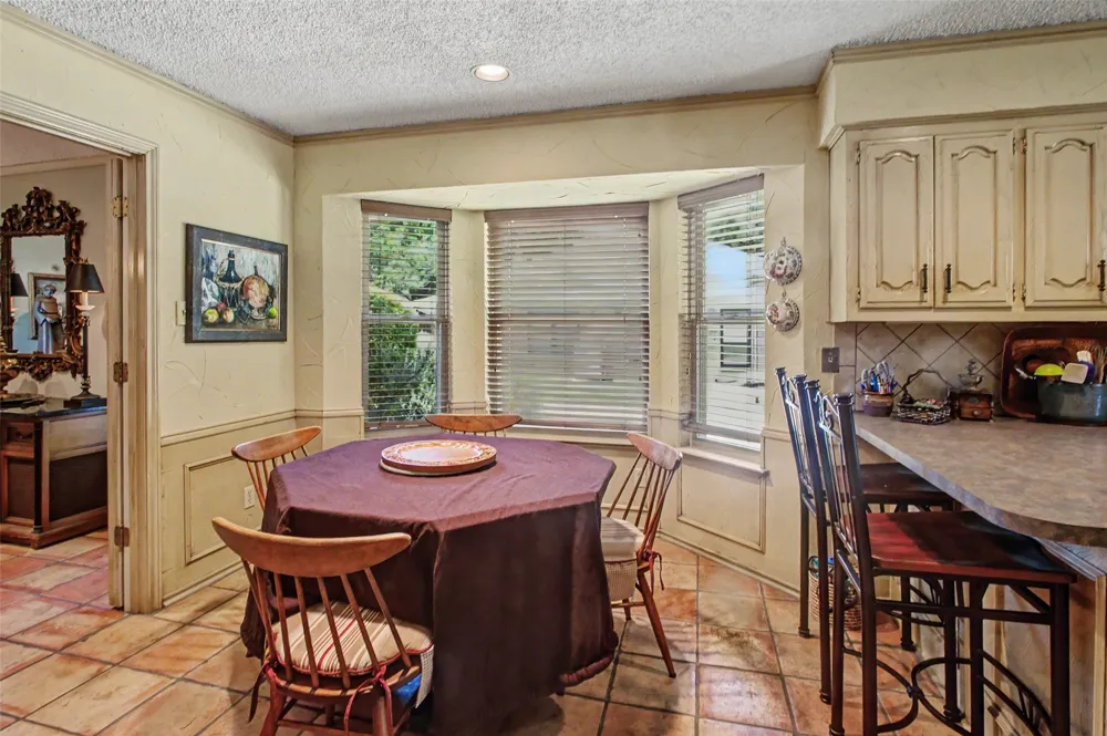 6717 River Bend Road Fort Worth, TX 76132
