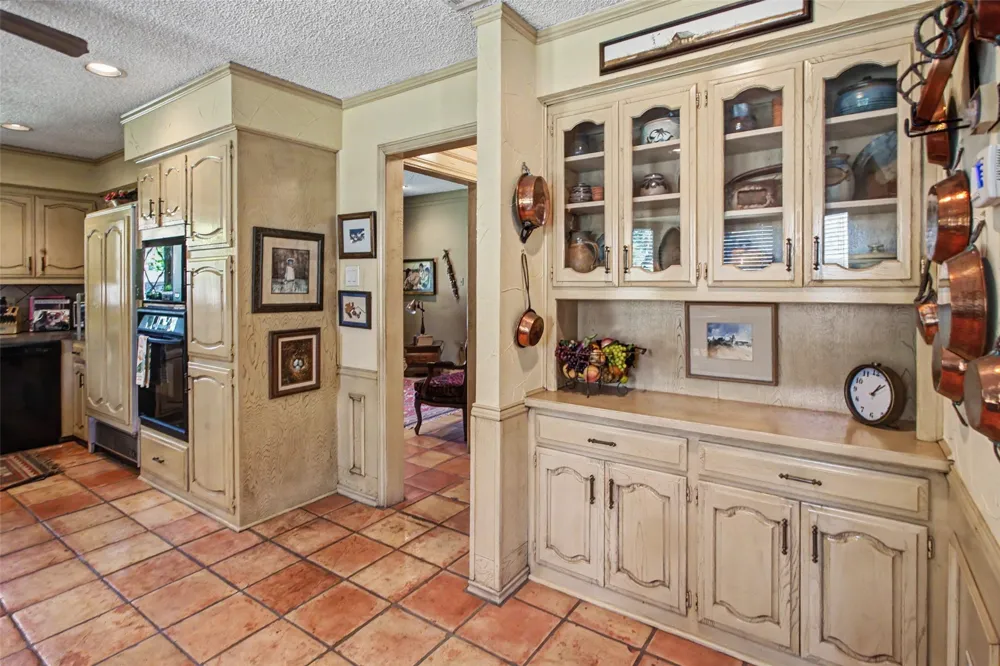 6717 River Bend Road Fort Worth, TX 76132