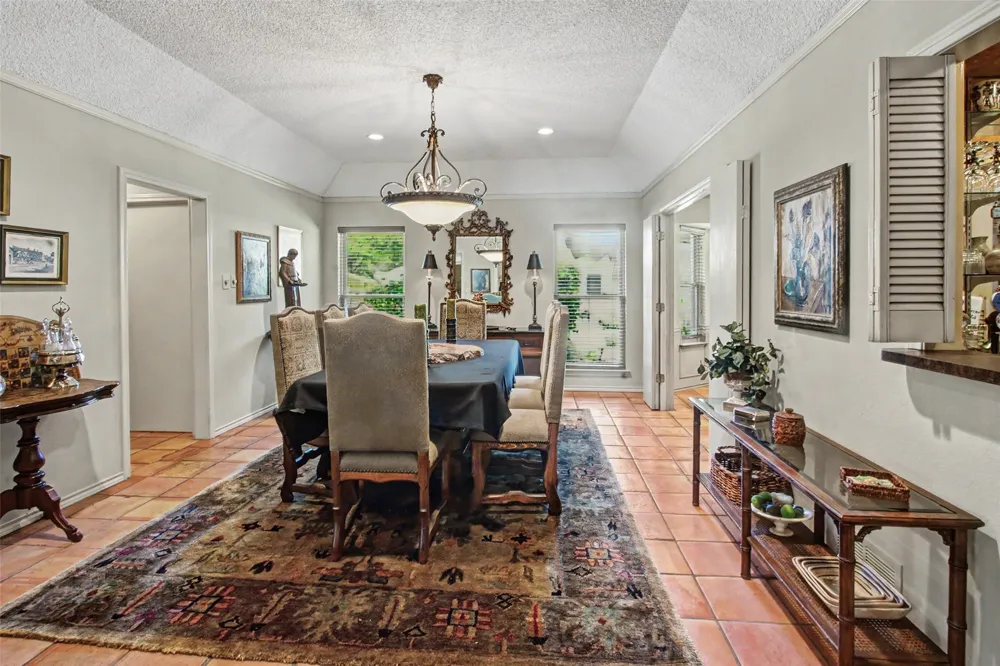 6717 River Bend Road Fort Worth, TX 76132