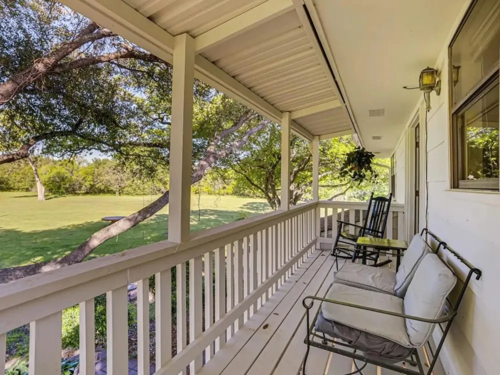 601 E Collard Street Madisonville, TX 77864