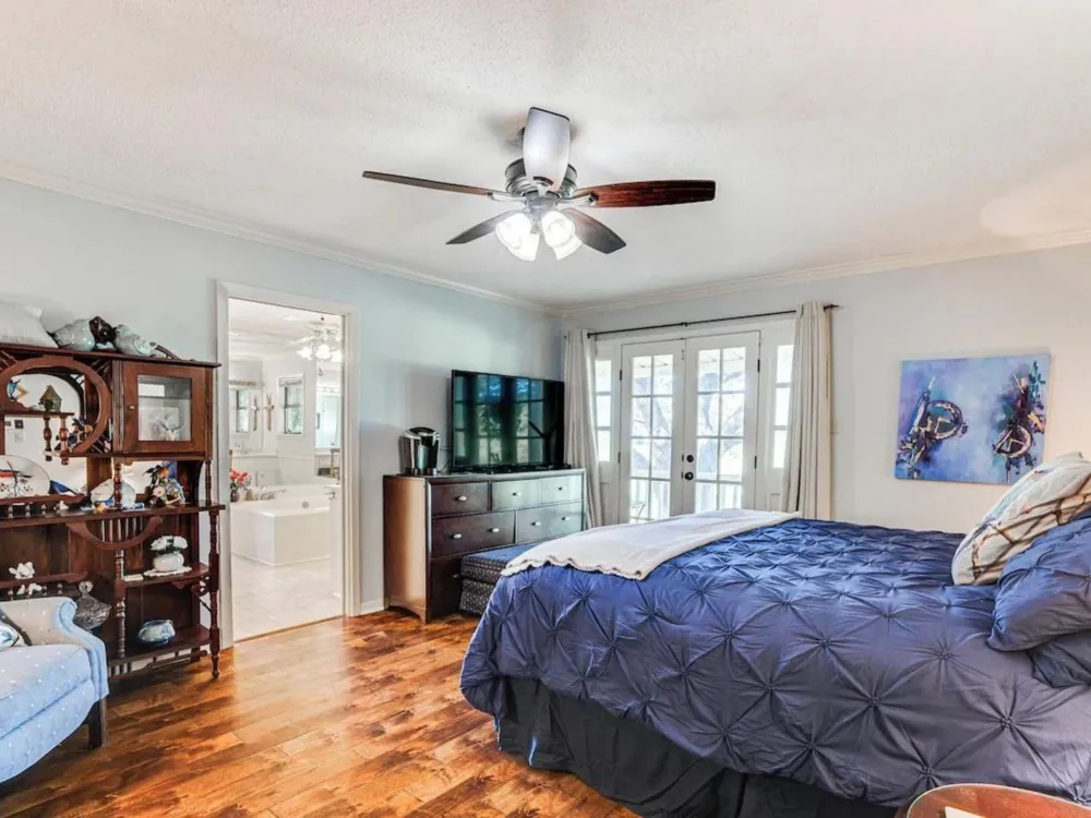 601 E Collard Street Madisonville, TX 77864