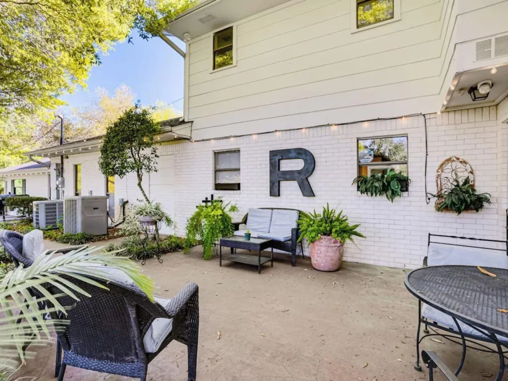 601 E Collard Street Madisonville, TX 77864
