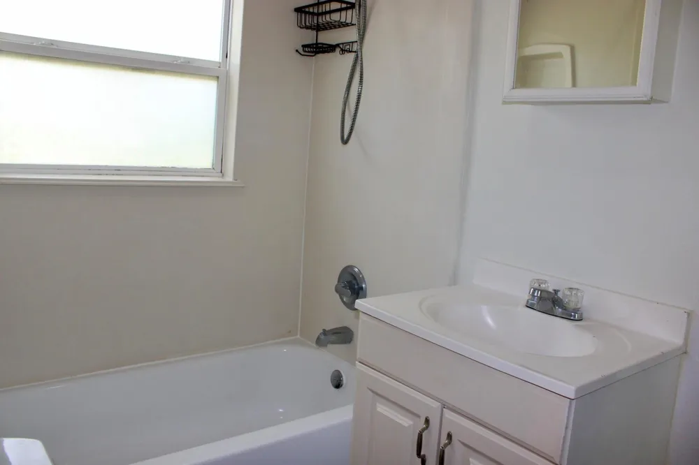 219 W 5th Street Kemah, TX 77565
