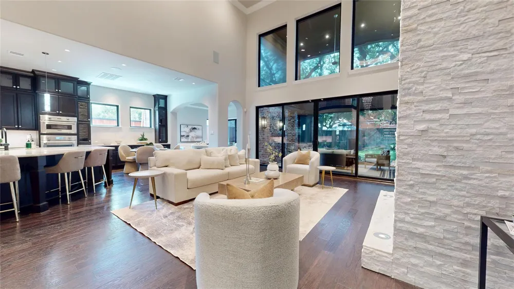 4719 Waring Street Houston, TX 77027