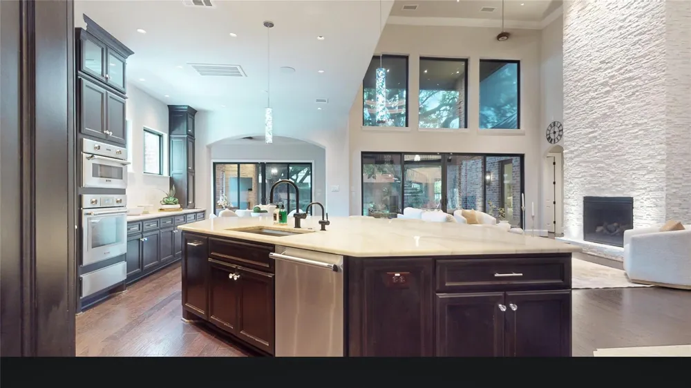 4719 Waring Street Houston, TX 77027