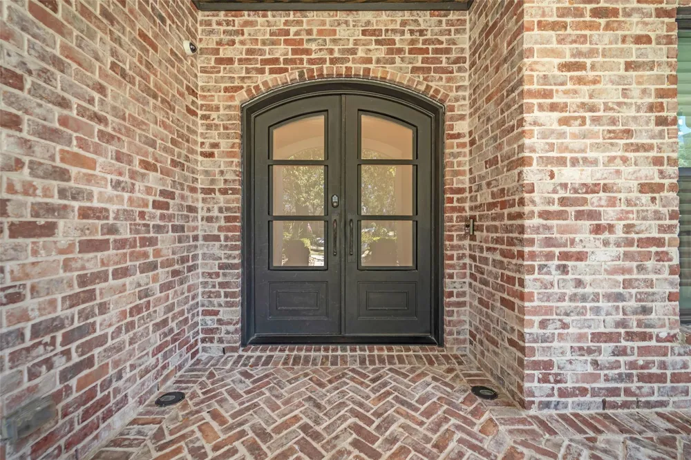 4719 Waring Street Houston, TX 77027