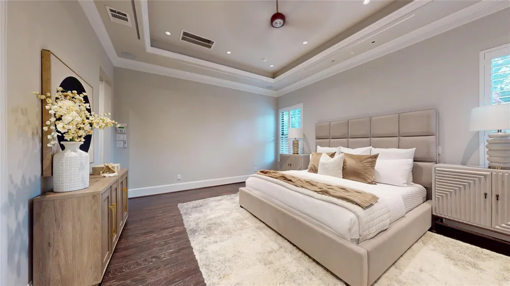 4719 Waring Street Houston, TX 77027