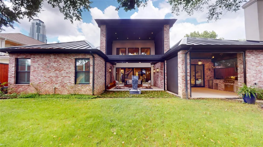 4719 Waring Street Houston, TX 77027