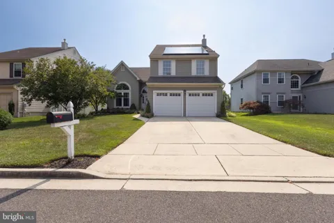 32 BIDDLE WAY