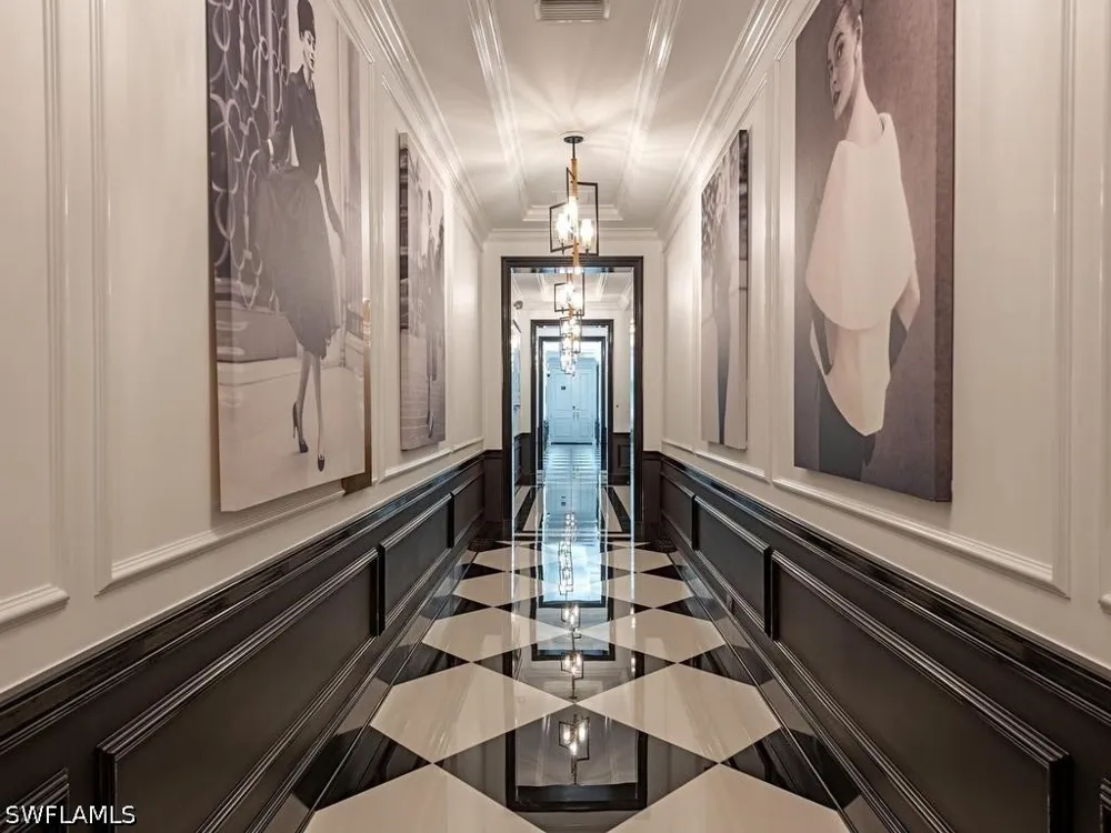 5th Avenue S #203 Naples, FL 34102