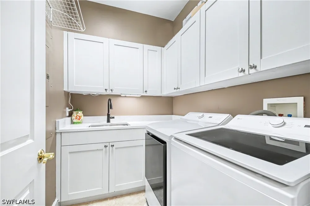 5th Avenue S #203 Naples, FL 34102