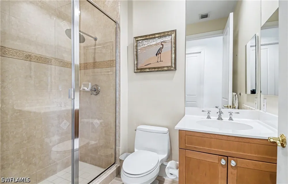 5th Avenue S #203 Naples, FL 34102