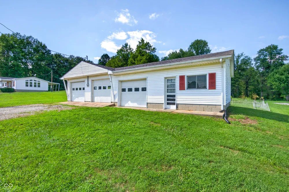 9830 W County Rd 750 N Elizabethtown, IN 47232