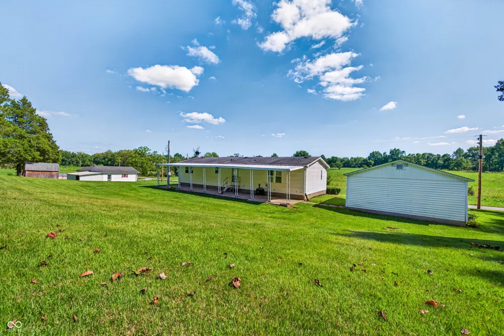 9830 W County Rd 750 N Elizabethtown, IN 47232