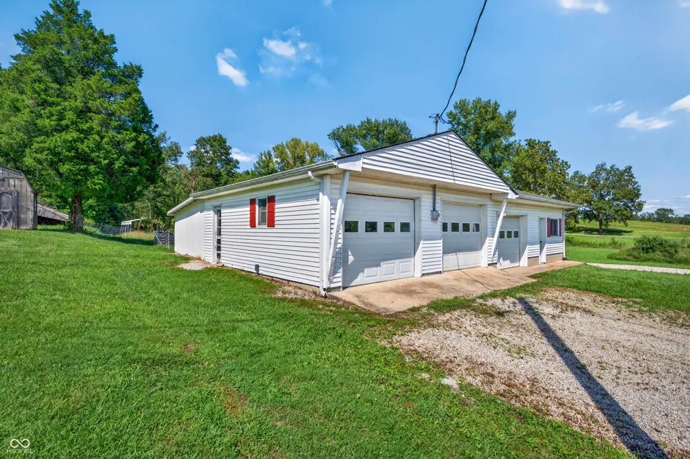 9830 W County Rd 750 N Elizabethtown, IN 47232