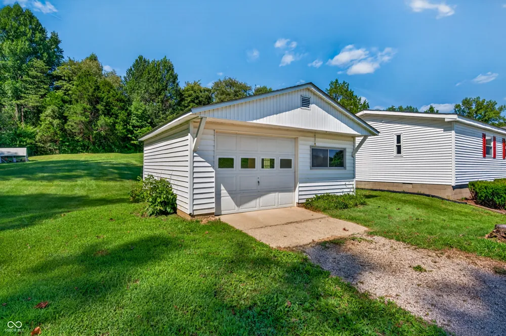 9830 W County Rd 750 N Elizabethtown, IN 47232