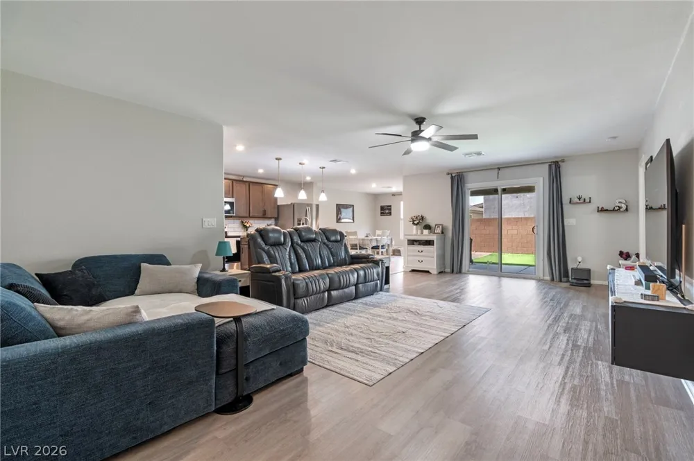 435 Triple Falls Street Indian Springs, NV 89018