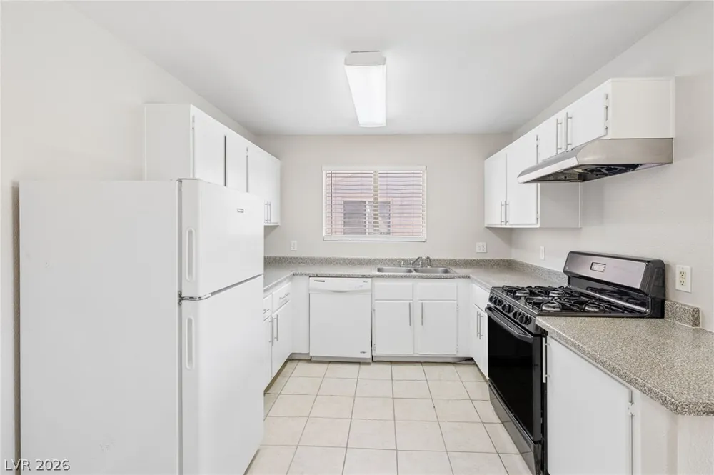 3956 Danny Melamed Avenue #202 Las Vegas, NV 89110