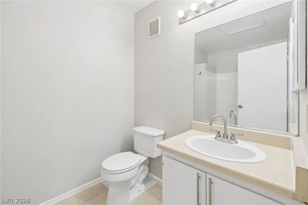 3956 Danny Melamed Avenue #202 Las Vegas, NV 89110