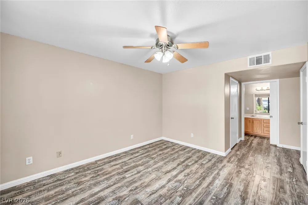 3060 Tarpon Drive #102 Las Vegas, NV 89120