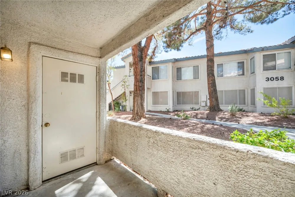 3060 Tarpon Drive #102 Las Vegas, NV 89120