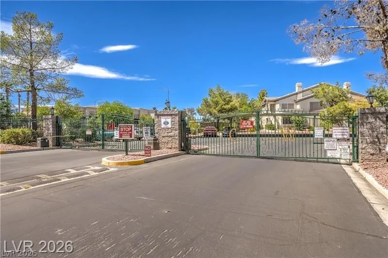 3060 Tarpon Drive #102 Las Vegas, NV 89120