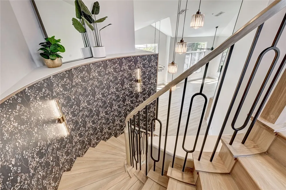 26 Strada Principale Henderson, NV 89011