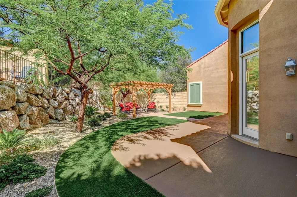 26 Strada Principale Henderson, NV 89011