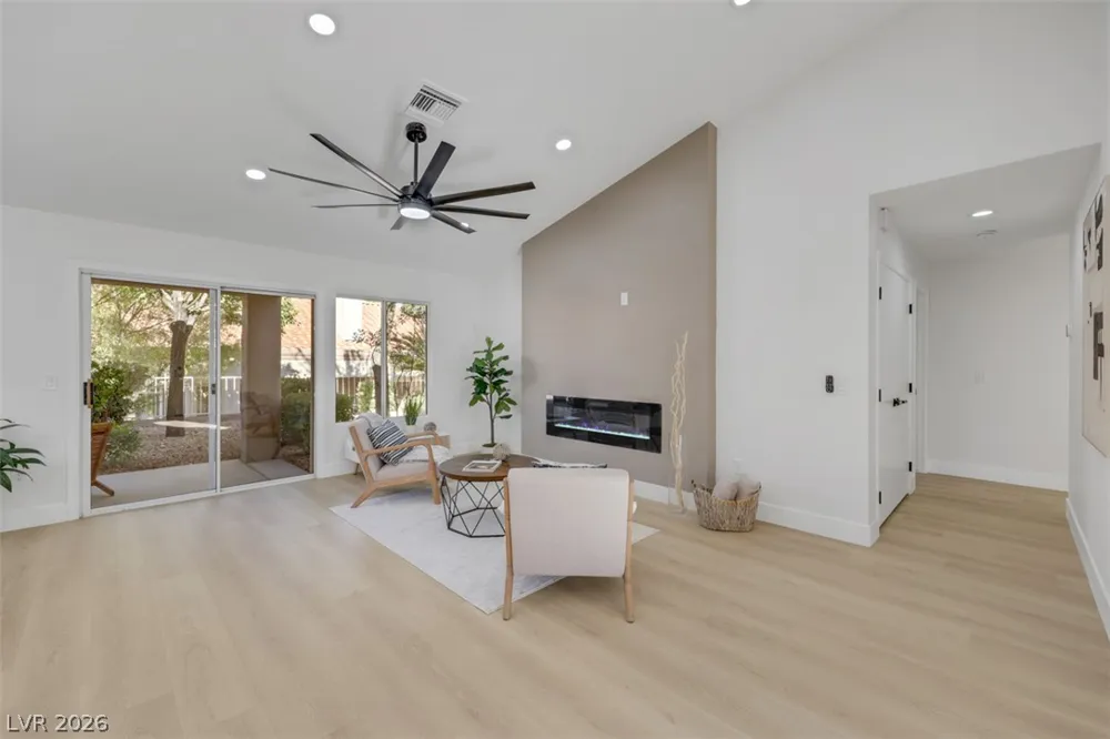2448 Sunup Drive Las Vegas, NV 89134