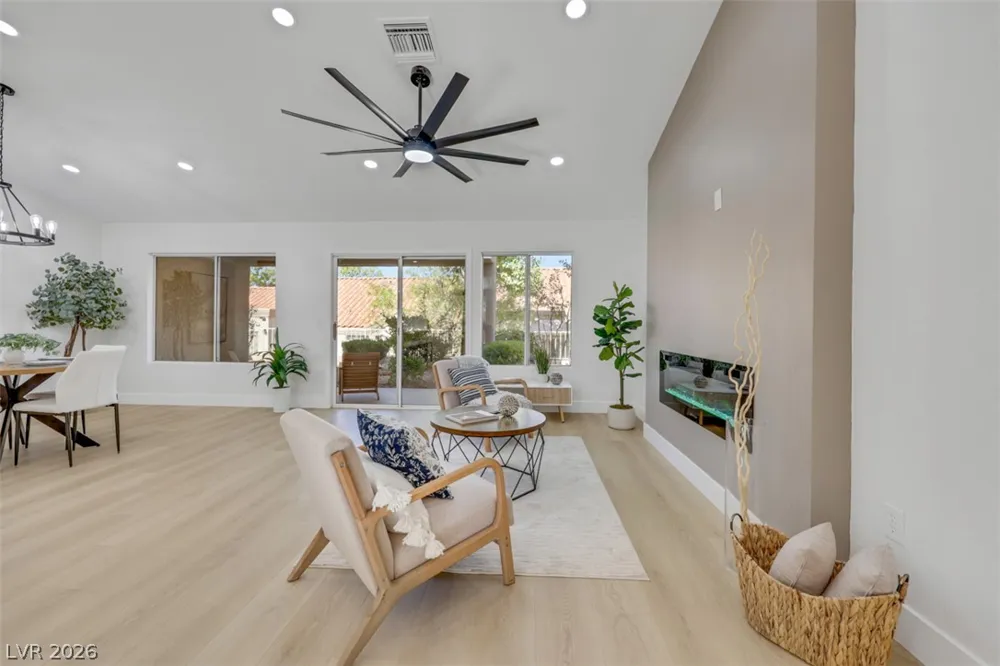 2448 Sunup Drive Las Vegas, NV 89134