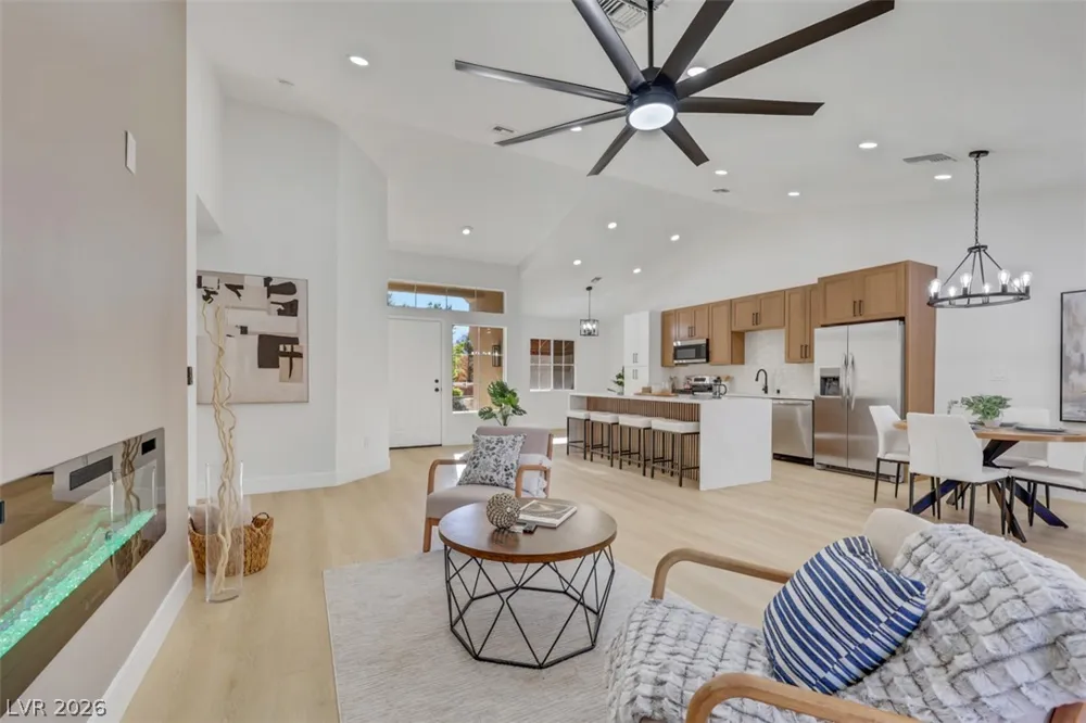2448 Sunup Drive Las Vegas, NV 89134