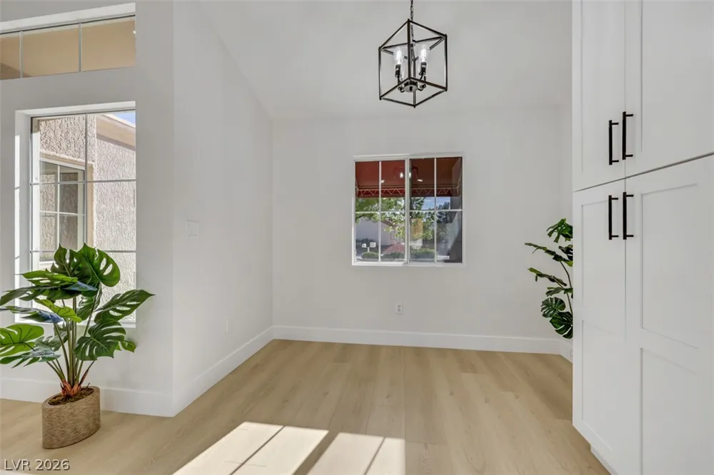 2448 Sunup Drive Las Vegas, NV 89134
