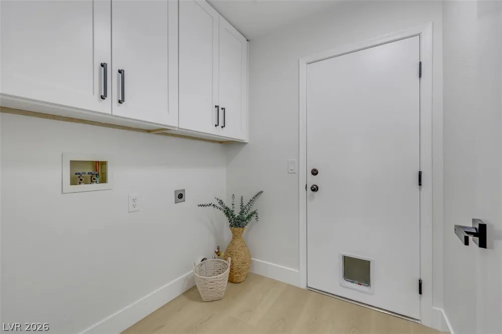 2448 Sunup Drive Las Vegas, NV 89134