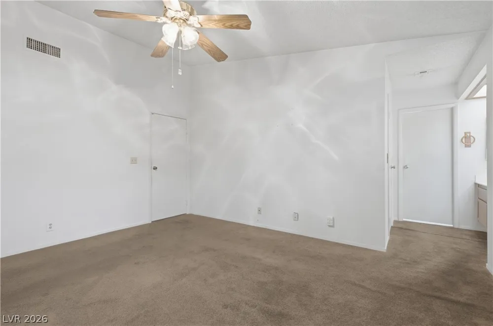3212 Ivory Coast Drive Las Vegas, NV 89117