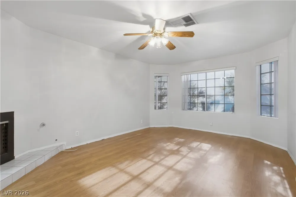 3212 Ivory Coast Drive Las Vegas, NV 89117