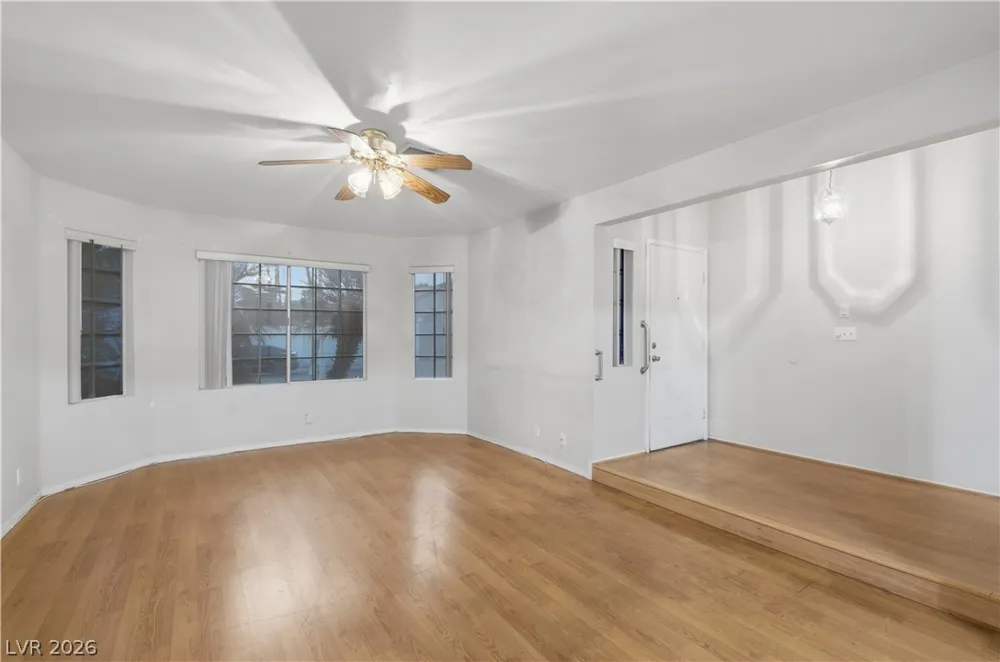 3212 Ivory Coast Drive Las Vegas, NV 89117