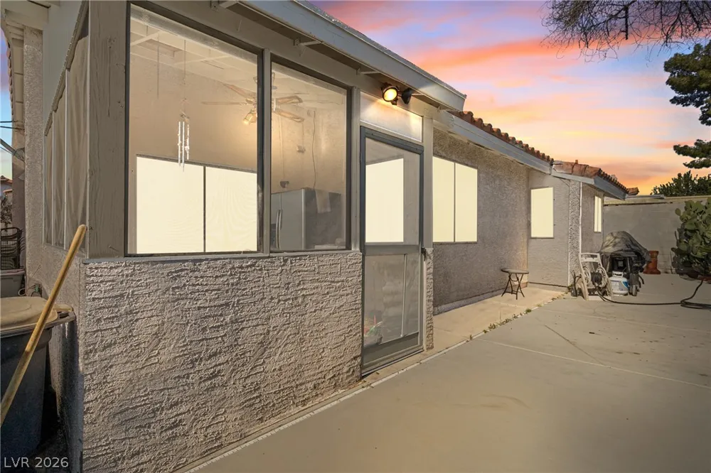 3212 Ivory Coast Drive Las Vegas, NV 89117